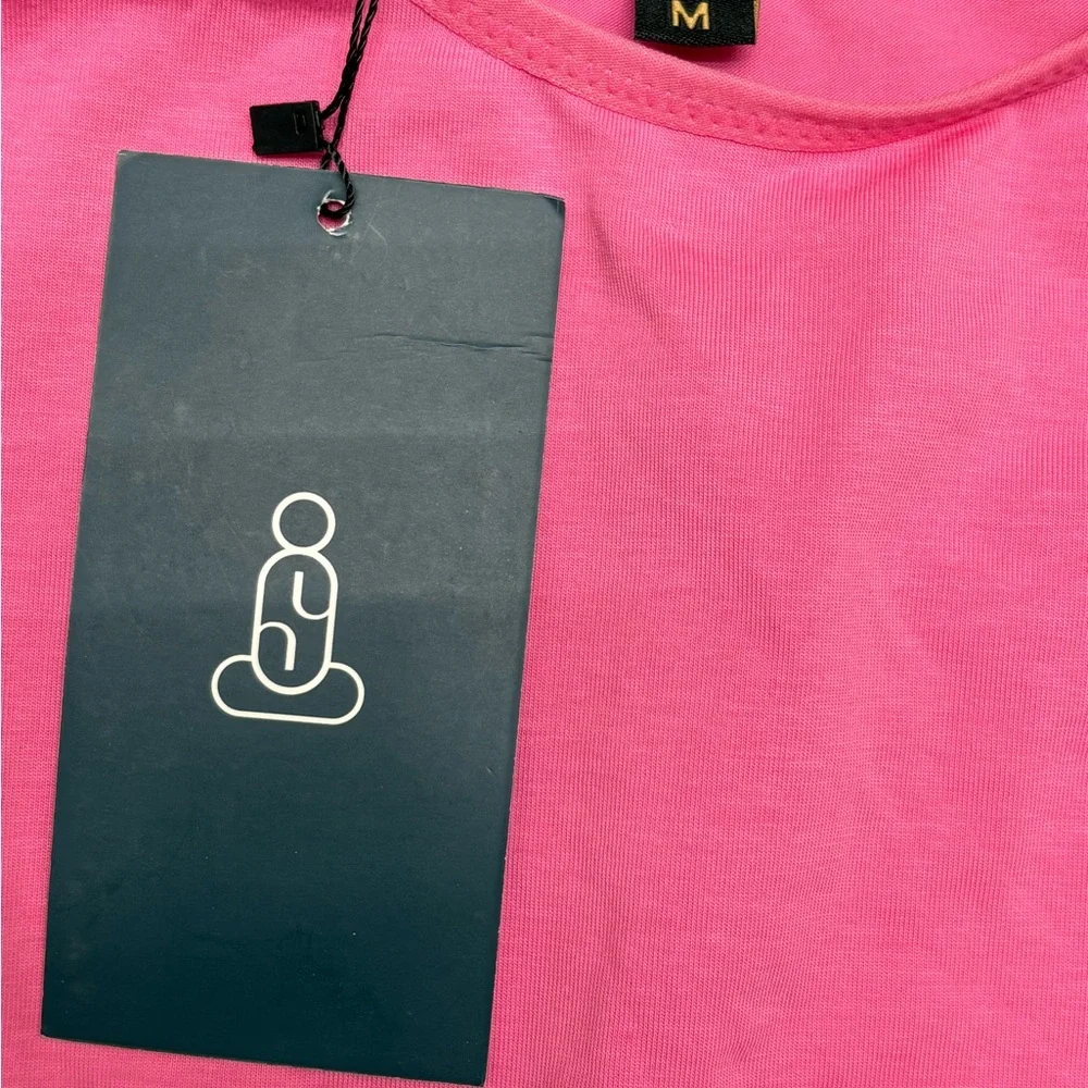 Hot Pink Crop Tee - Women’s Short Sleeve Top - Picture 4 of 6